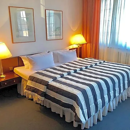 Kolner Hof 3*