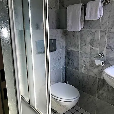Koelner Hof Hotel 3*