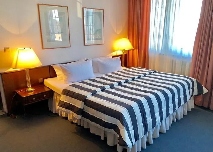 Hotel Koelner Hof 3*